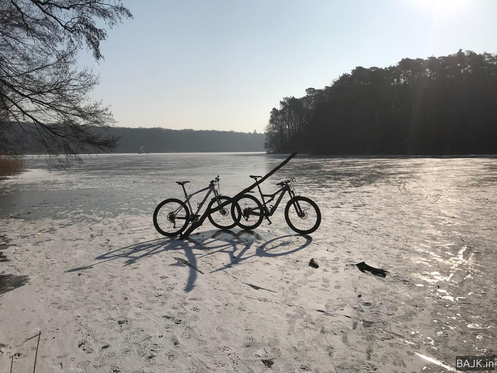 Po zamarzniętym Góreckim na Wyspę Zamkową
