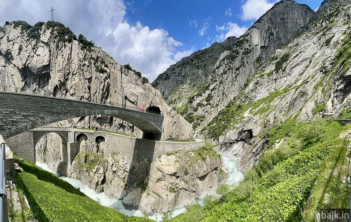 Wąwóz Schöllenen pomiędzy Göschenen a Andermatt